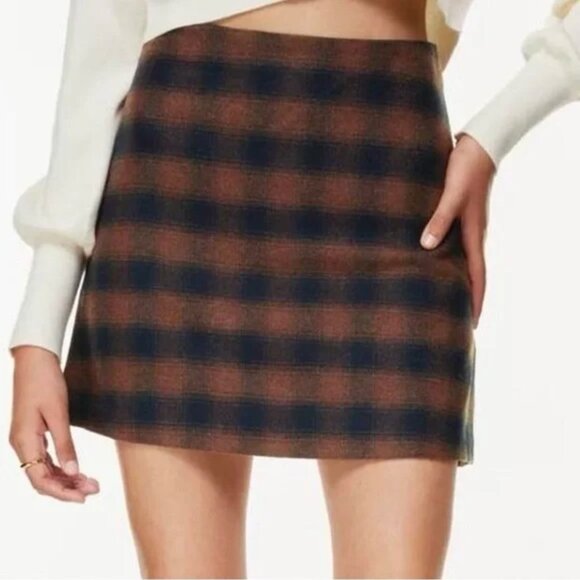Wilfred Classic Mini Skirt - Picture 3 of 4